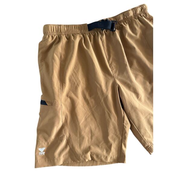 TYR Men’s Swim Hybrid Shorts Large Khaki Elastic Waist Belted Quick Dry Pockets - Picture 4 of 7